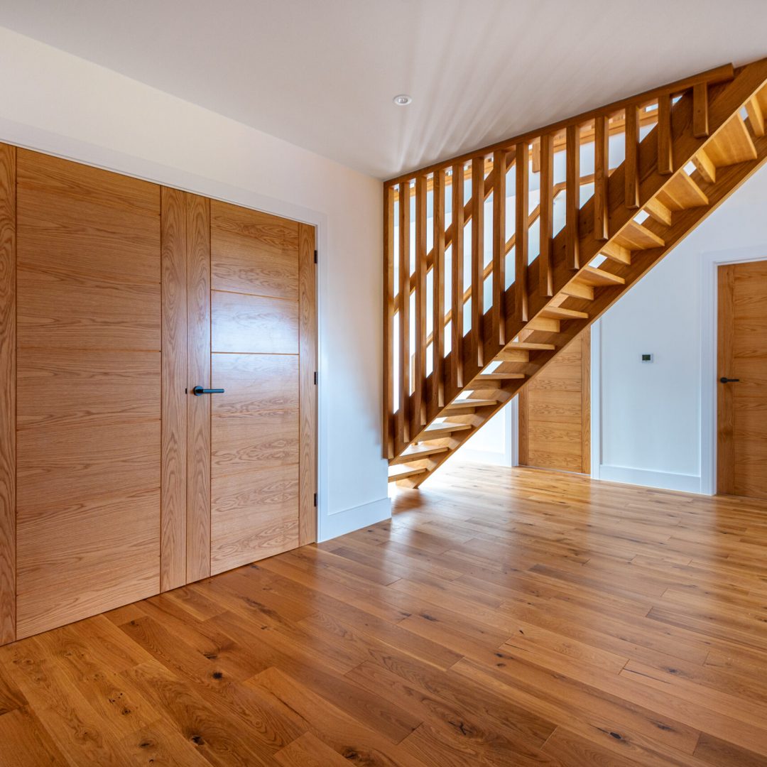 Snug and Hall Way